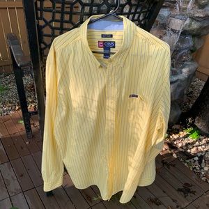 Men’s casual or dress shirt
